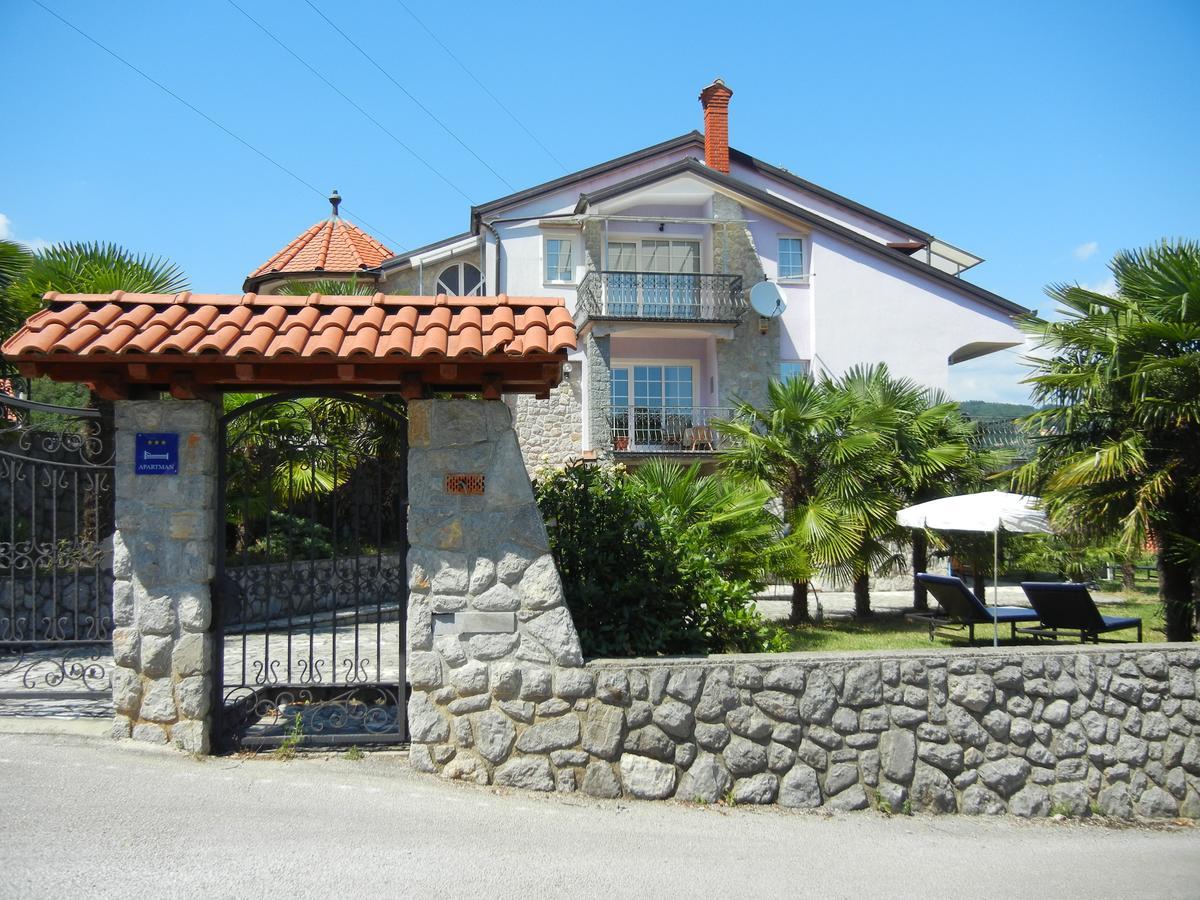 Villa Laurea Lovran Buitenkant foto
