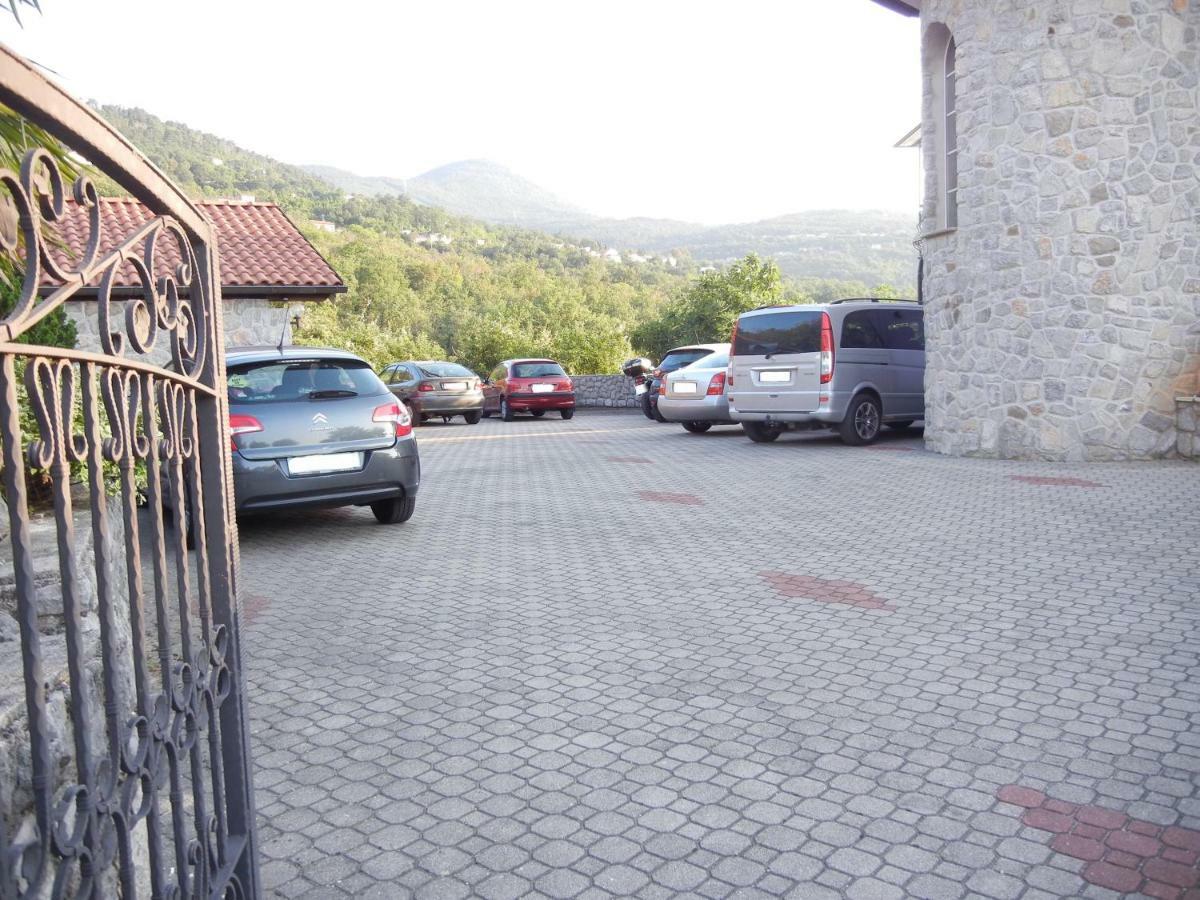 Villa Laurea Lovran Buitenkant foto