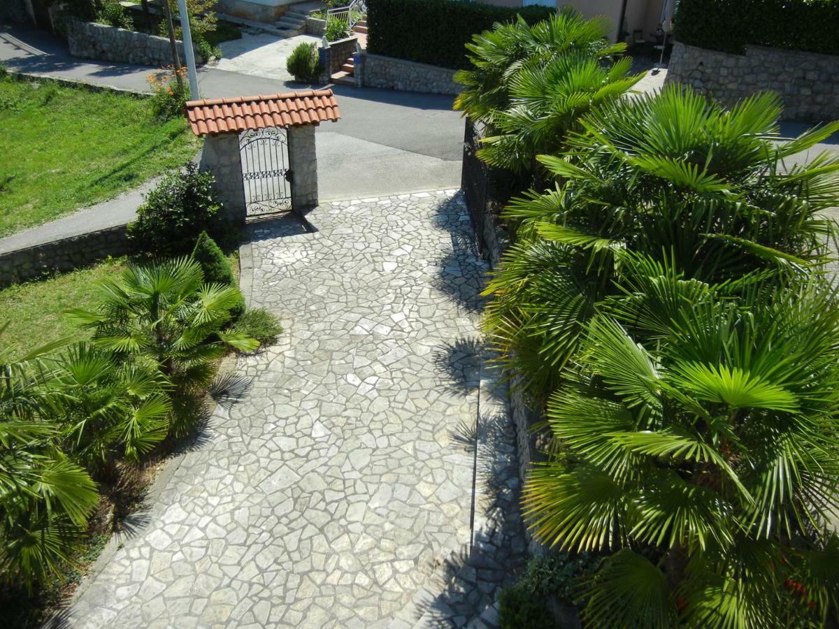 Villa Laurea Lovran Buitenkant foto